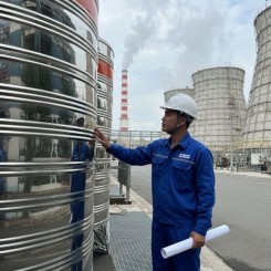 Téc nước cho hệ thống làm mát