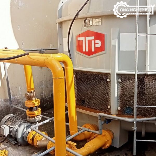 Dự án vệ sinh tháp giải nhiệt kín tại nhà máy