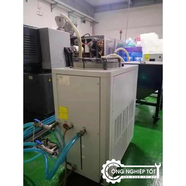 Chiller giải nhiệt nước công nghiệp