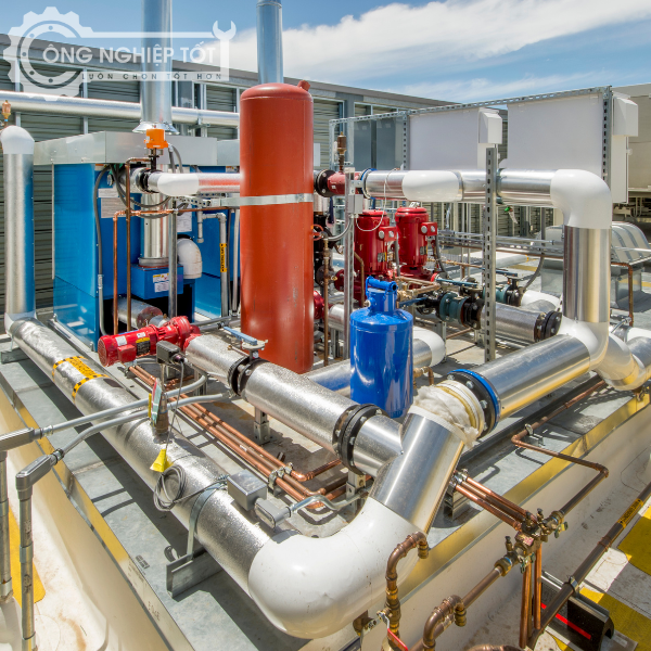 Hệ thống chiller làm lạnh nước